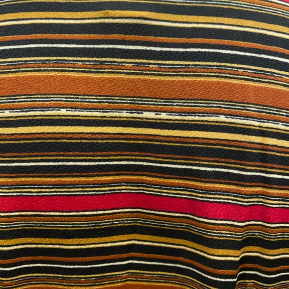 Top - Picture 3 of 3